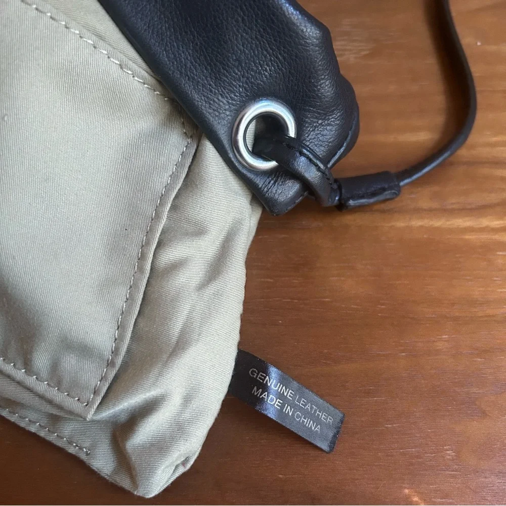 Margot Kari Leather Crossbody Bag | black